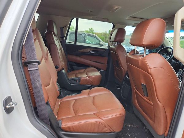 2016 CADILLAC ESCALADE — PSRS