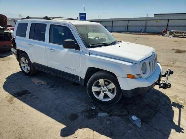 2014 JEEP PATRIOT Latitude