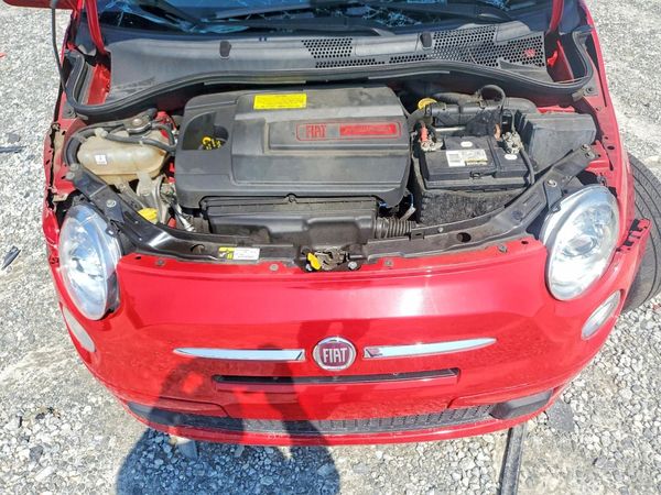 2017 FIAT 500 Pop, Easy — Engine bay