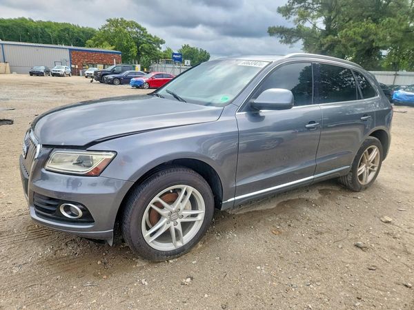 2014 AUDI Q5 Premium Plus — Front 3/4