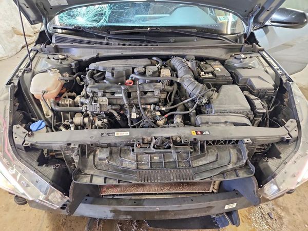 2023 HYUNDAI ELANTRA N Line — Engine bay
