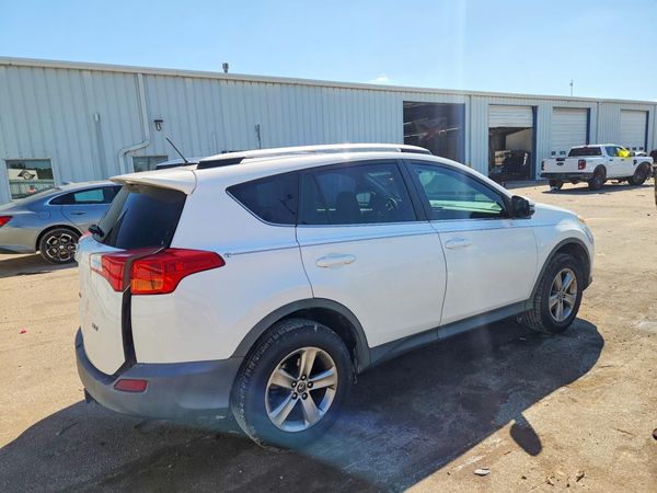 2015 TOYOTA RAV4 XLE (M Grade)