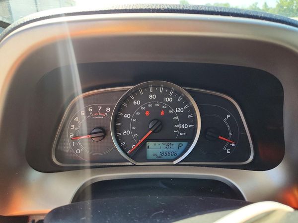 2015 TOYOTA RAV4 XLE (M Grade)