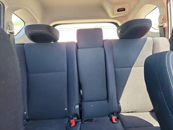 2015 TOYOTA RAV4 XLE (M Grade)