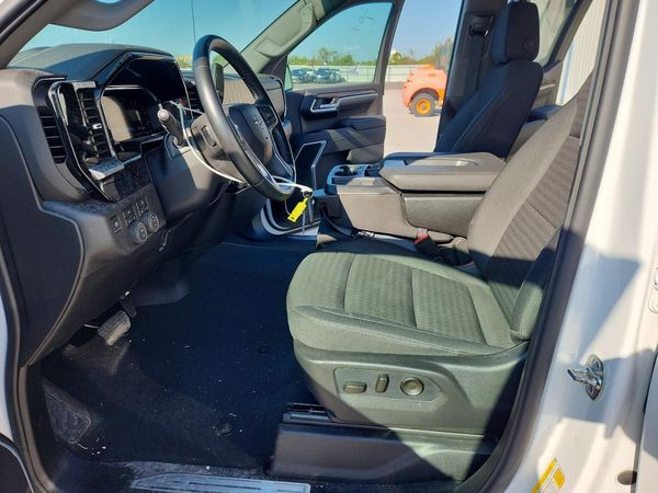 2026 CHEVROLET SILVERADO RST