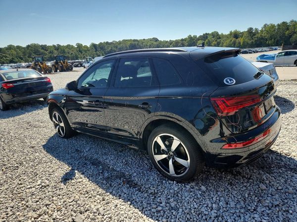 2024 AUDI Q5 S Line quattro Premium