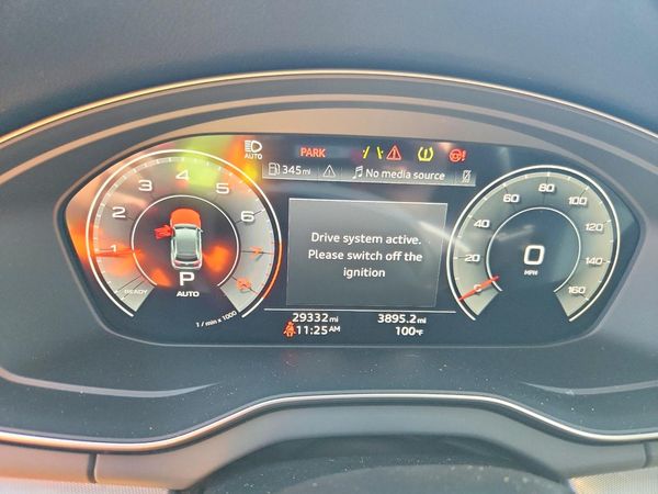 2024 AUDI Q5 S Line quattro Premium