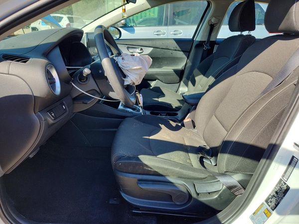 2024 KIA FORTE LX, LXS — DENT