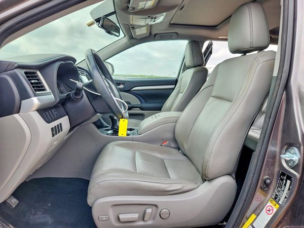 2016 TOYOTA HIGHLANDER Base/Hybrid