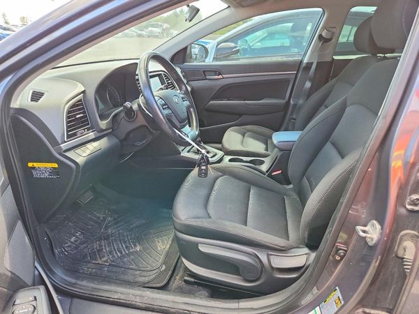 2018 HYUNDAI ELANTRA — DENT