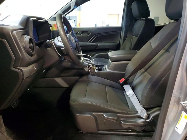2025 CHEVROLET COLORADO Work Truck — DENT