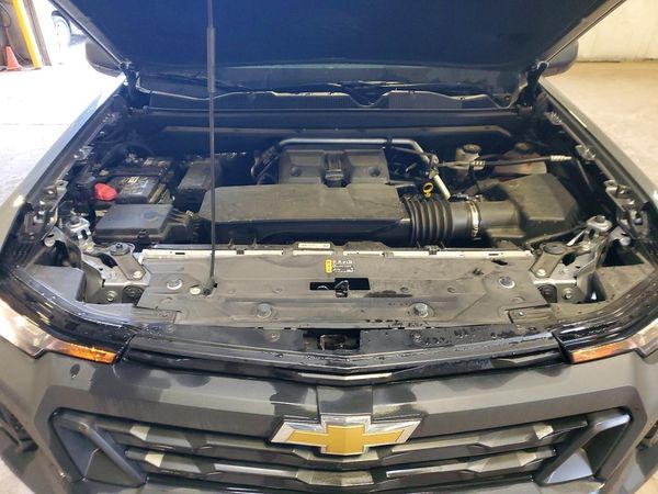 2025 CHEVROLET COLORADO Work Truck — Engine bay