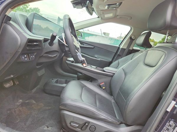 2024 KIA EV6 Light, Wind — DENT