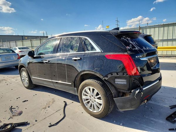 2018 CADILLAC XT5