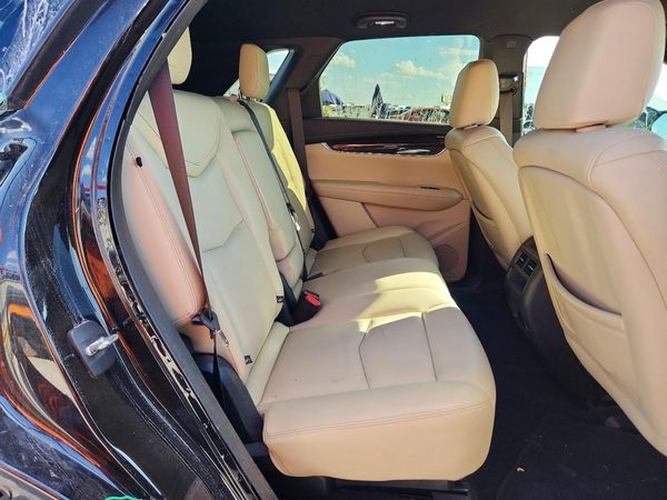 2018 CADILLAC XT5