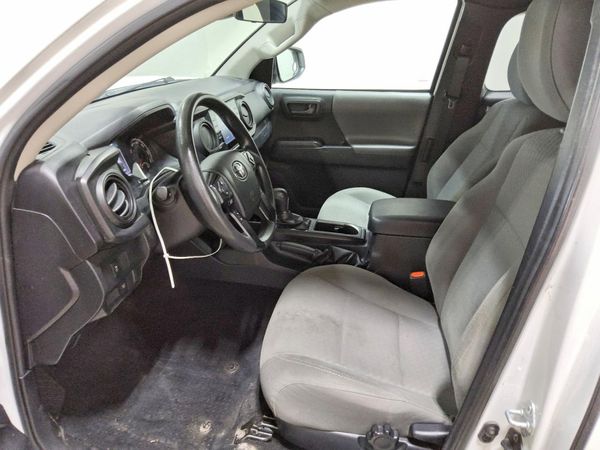 2022 TOYOTA TACOMA SR5 — DENT