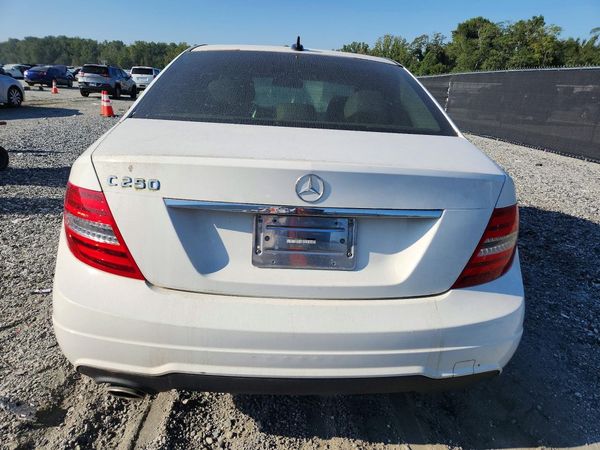 2014 MERCEDES-BENZ C C250 — DIRR