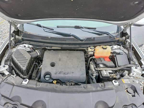 2018 CHEVROLET TRAVERSE LT — Engine bay