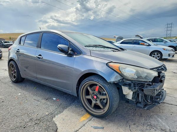 2016 KIA FORTE5 TOP (High Grade) — Passenger 3/4