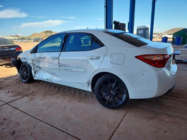 2017 TOYOTA COROLLA