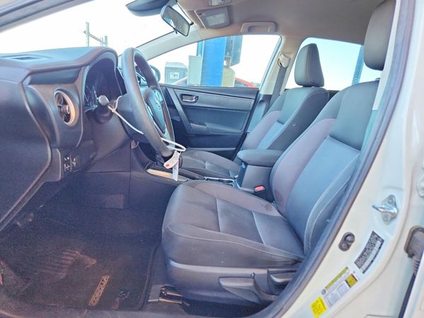 2017 TOYOTA COROLLA