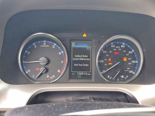 2016 TOYOTA RAV4 XLE (M Grade)