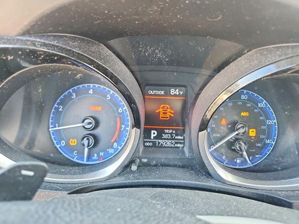 2015 TOYOTA COROLLA L/LE