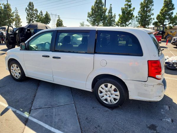 2019 DODGE GRAND CARAVAN SE