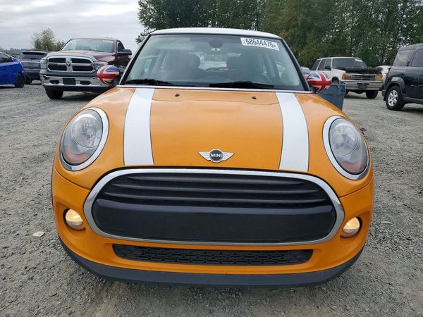 2017 MINI COOPER