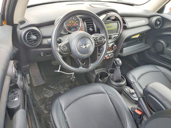 2017 MINI COOPER