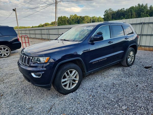 2017 JEEP CHEROKEE Laredo — Front 3/4