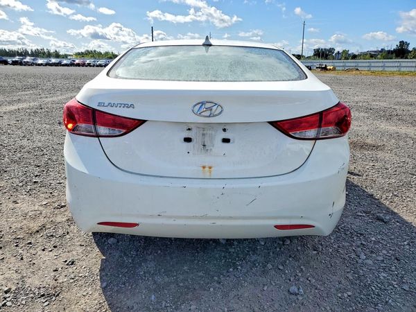 2013 HYUNDAI ELANTRA