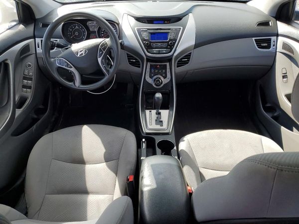 2013 HYUNDAI ELANTRA