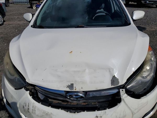 2013 HYUNDAI ELANTRA