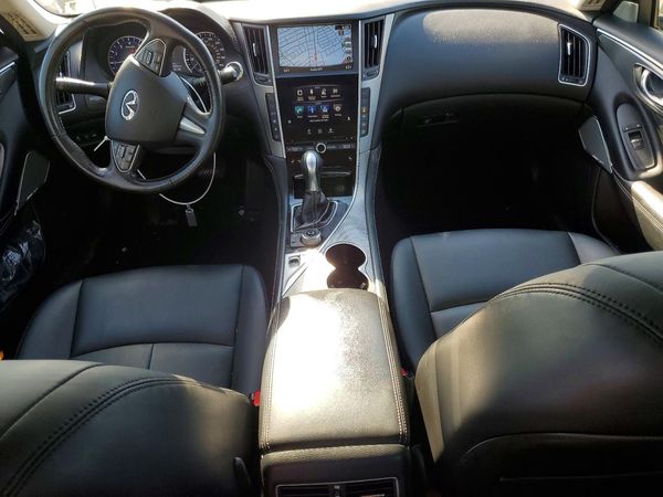 2017 INFINITI Q50