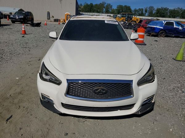 2017 INFINITI Q50
