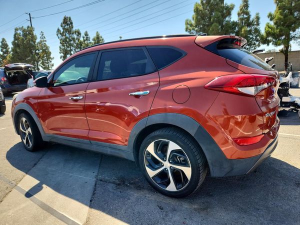 2016 HYUNDAI TUCSON