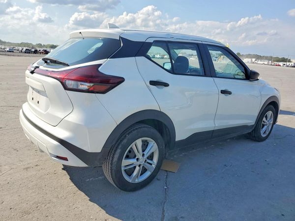 2024 NISSAN KICKS