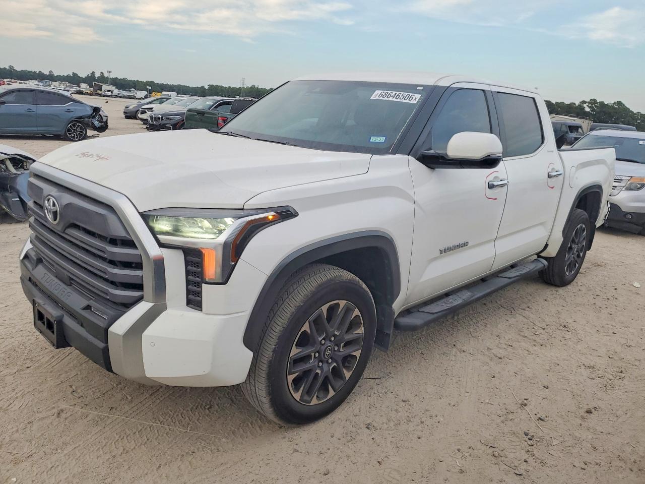 Toyota Tundra