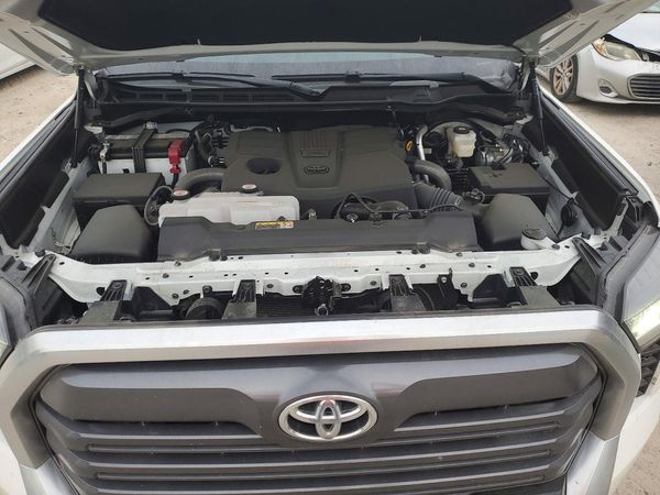 2026 TOYOTA TUNDRA — Engine bay