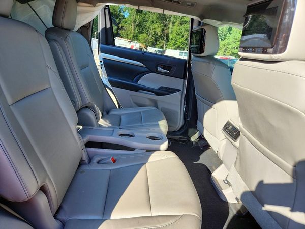 2018 TOYOTA HIGHLANDER SE/XLE