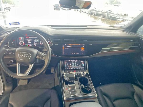 2023 AUDI Q7 quattro Premium Plus