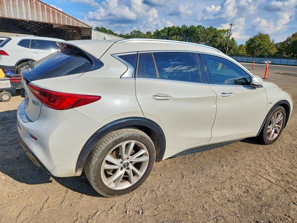 2018 INFINITI QX30