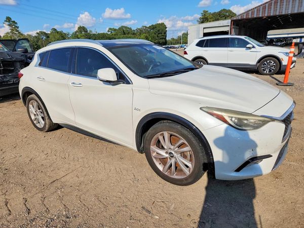 2018 INFINITI QX30
