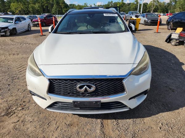 2018 INFINITI QX30