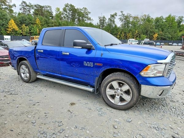 2017 RAM 1500 SLT — Passenger 3/4
