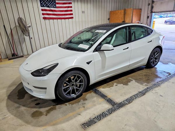 2021 TESLA MODEL 3