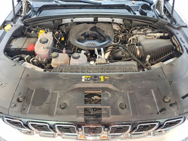 2024 JEEP GRAND CHEROKEE Limited 4XE — Engine bay