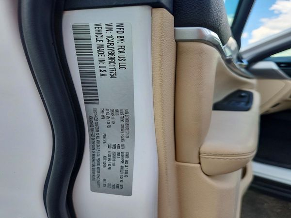 2024 JEEP GRAND CHEROKEE Limited 4XE — VINS