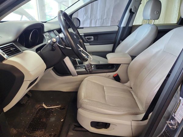 2016 LAND ROVER DISCOVERY HSE — DENT